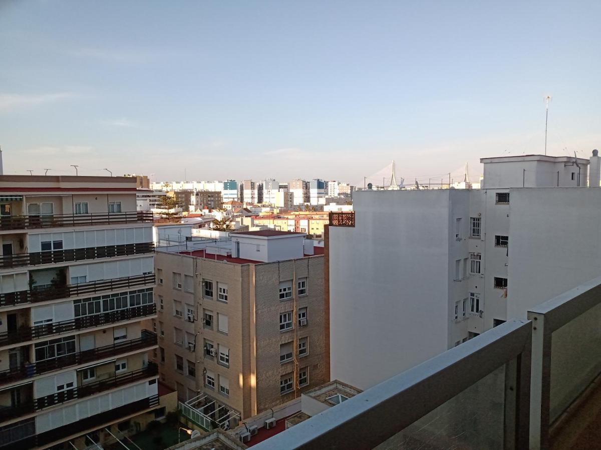 Apartamento Cantabrico Cadiz Exterior photo
